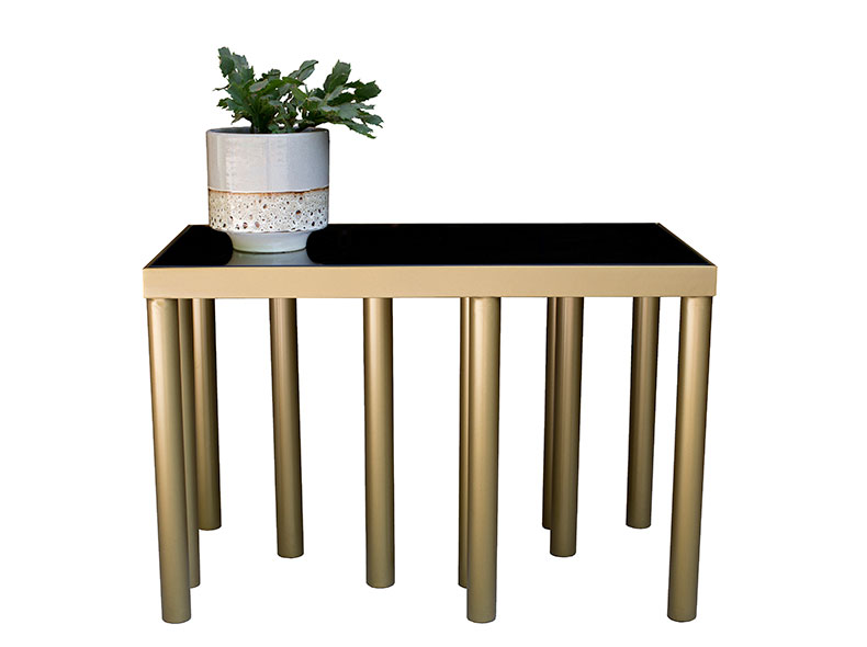 stilt-table